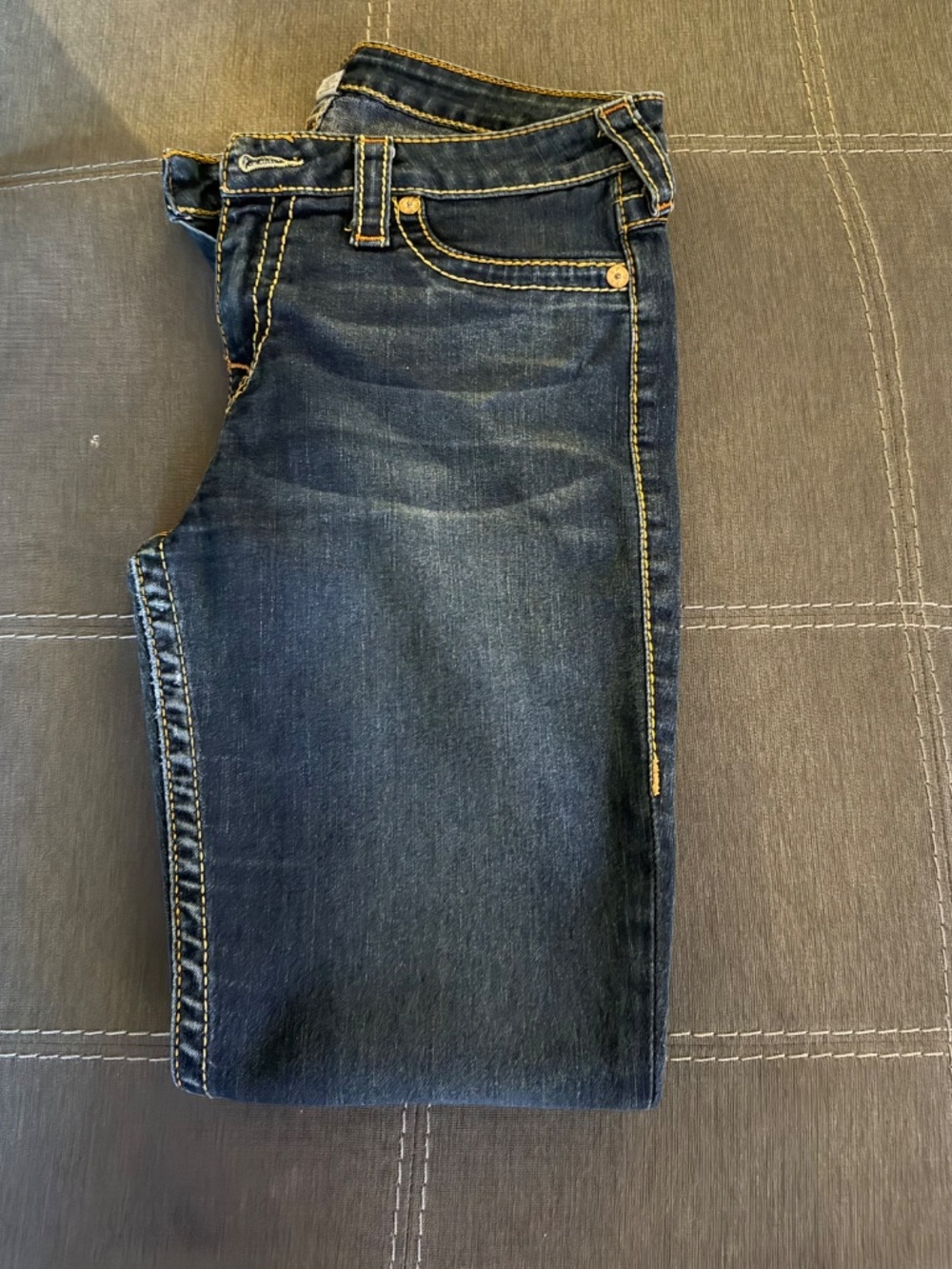 True Religion Women’s Size 32 World Tour Jeans - Picture 3 of 3